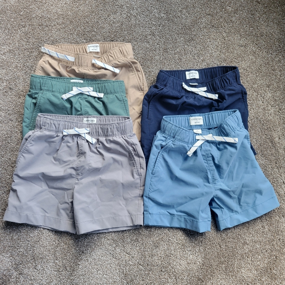 Lot of 5 Crewcuts Boys Active Shorts size 4 - Navy, Gray, Khaki, Blue, Green.